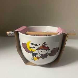 Hello Kitty Witch Halloween Ramen Bowl